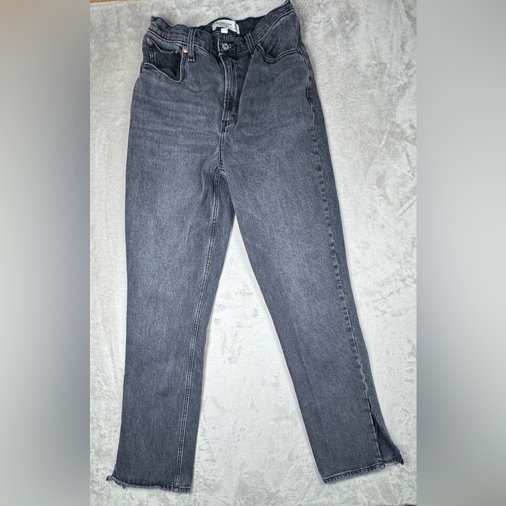 Abercrombie & Fitch The 90s Straight Ultra High Rise Curve Love Black Jeans 28